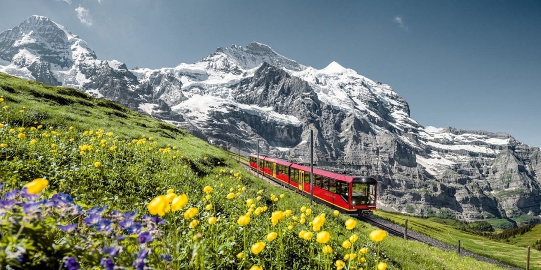 You are currently viewing دیدنی های سوئیس و تجربه سفر به سوئیس