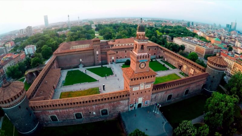 قلعه اسفورزا (Castello Sforzesco) در میلان؛ سفری به اعماق تاریخ و هنر رنسانس..