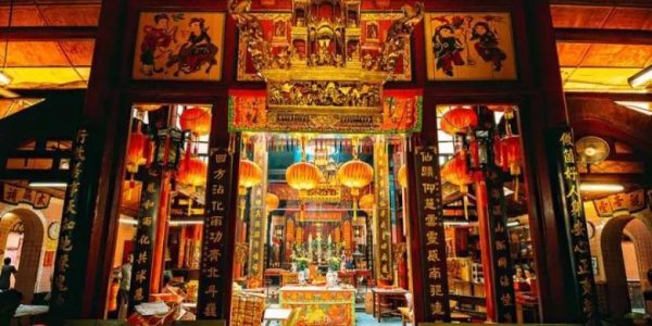 جاذبه تاریخی معبد سین سزه سی یا در کوالالامپور مالزی