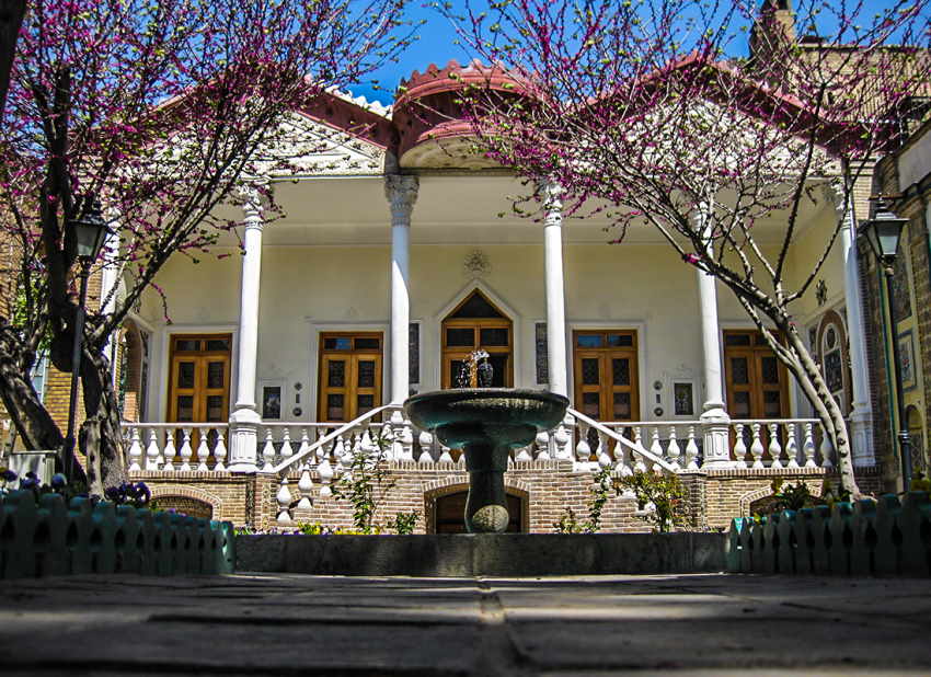 ۱ خانه مقدم