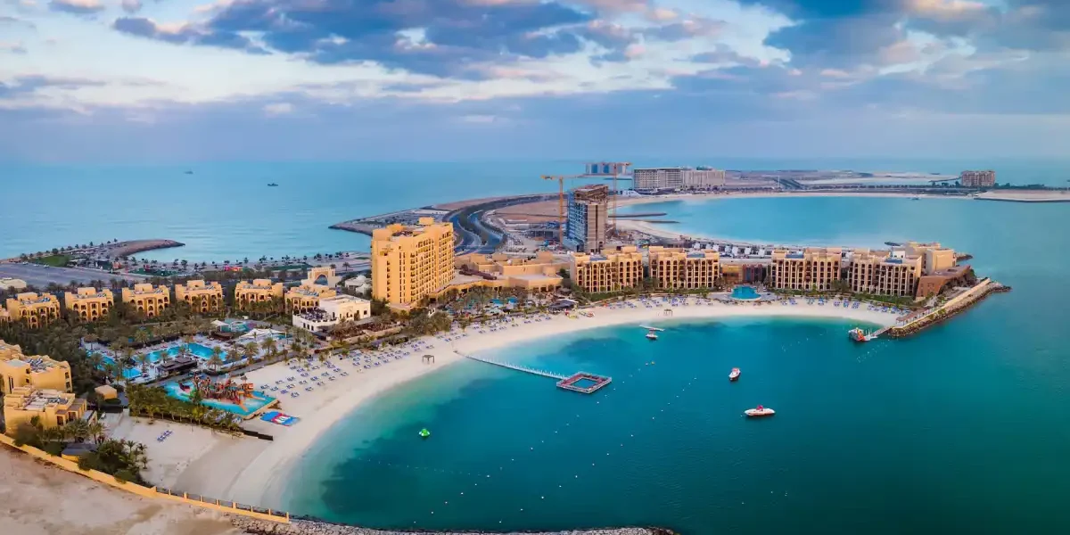 راهنمای سفر به راس الخیمه؛ از آرامش کویر تا موج دریا