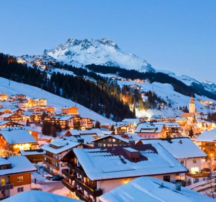 پیست اسکی لخ زورس مشهورترین تفرجگاه زمستانی اتریش