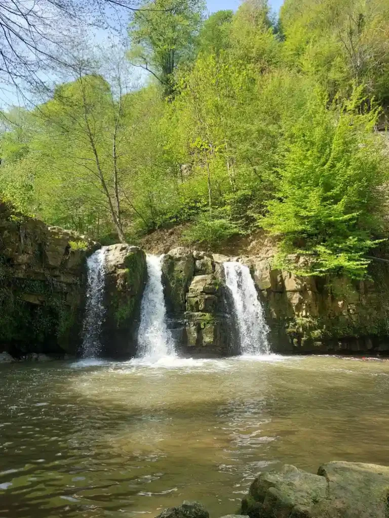 آبشار درازکوه