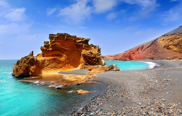 جمعیت و زبان مردم در جزایر قناری.