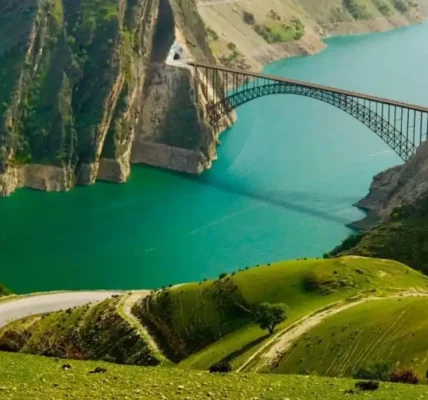 دشت هلن چهارمحال و بختیاری؛ سفر به سوئیس ایران