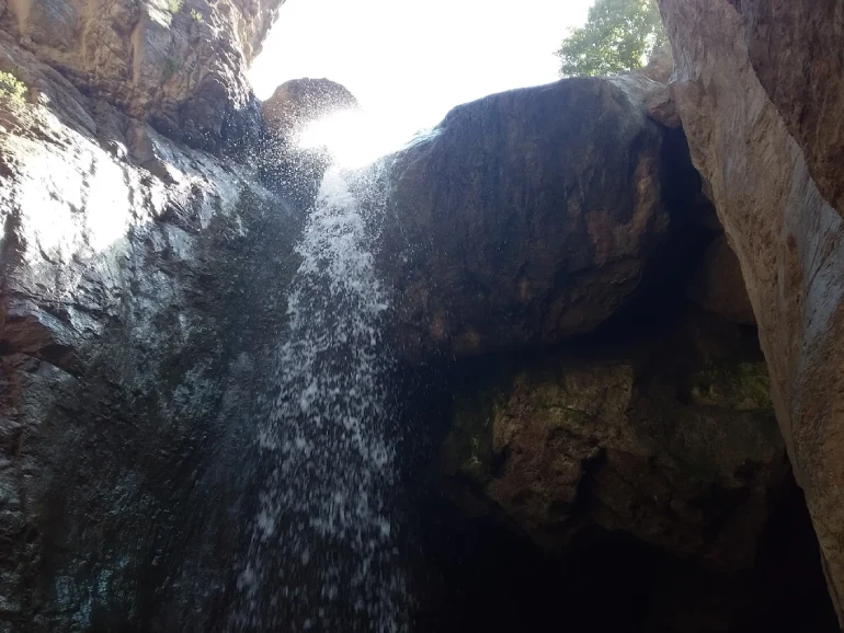 ۶. آبشار ورسک